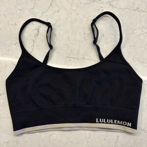Lululemon Sports Bra. Size 4 in black